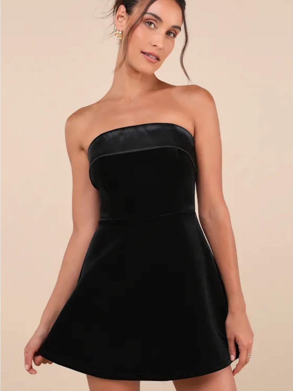 Lulu's Black Strapless Velvet A-Line Mini Dress